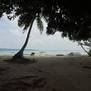 Gold India Beach Resort
